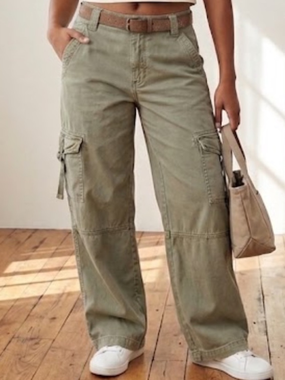American Eagle super high rise Wide-Leg Baggy Cargo utility stretch Pants 00/0/2